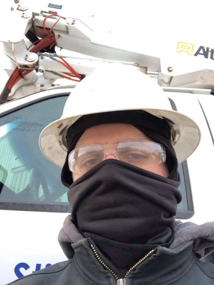 Ammo Electric electrician at work